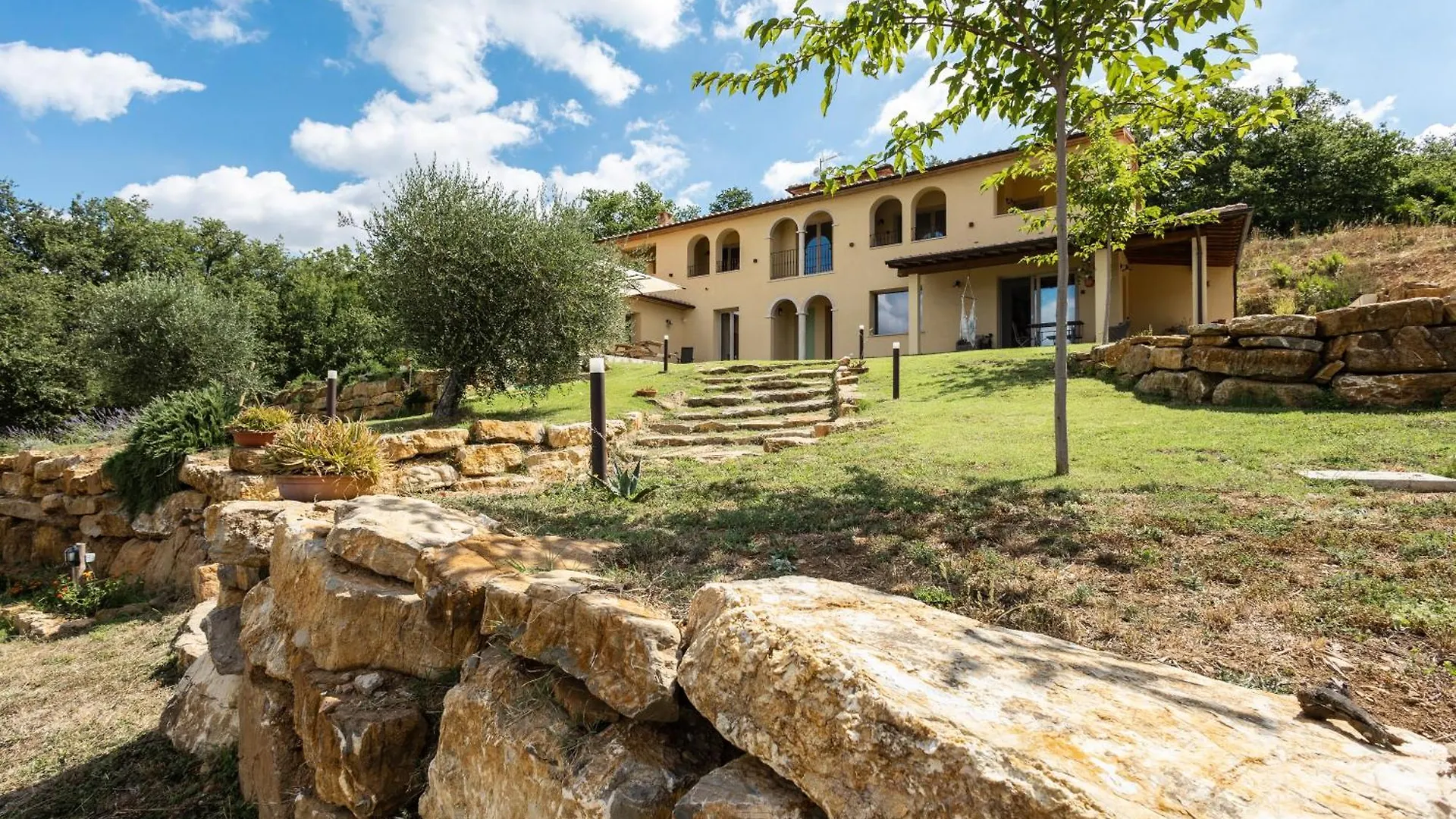 Col Di Pietra Apartment Giuncarico Italy